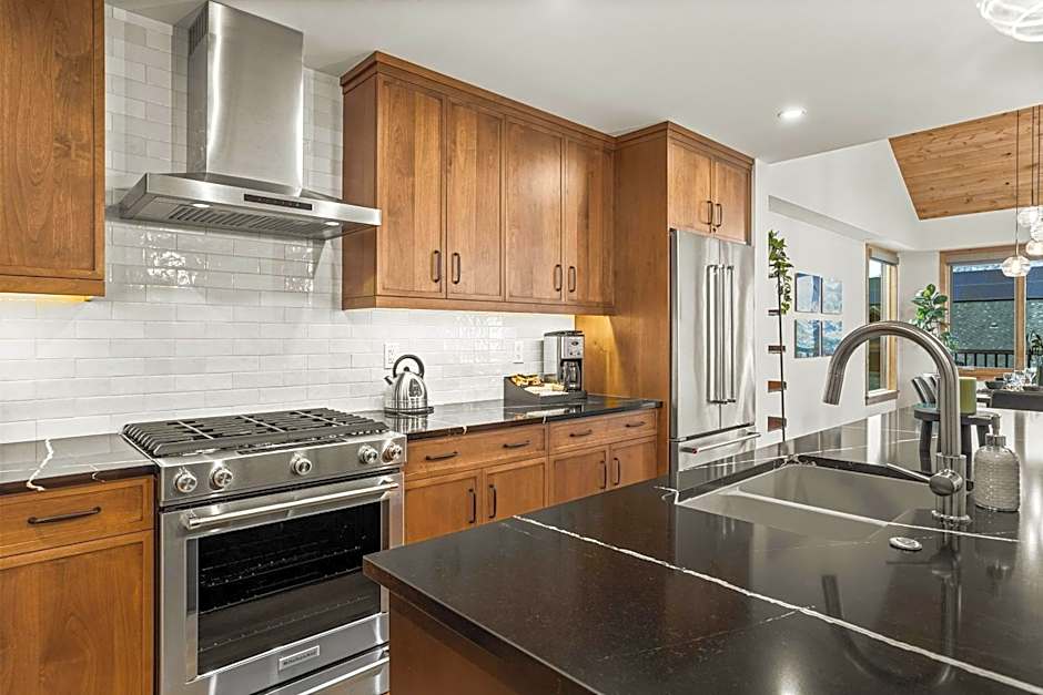 Spring Creek Luxury - managed by Little Sister Getaways