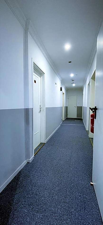 Tyros Hotel und Gästehaus am Weidendamm