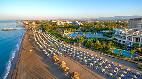 Starlight Resort Hotel