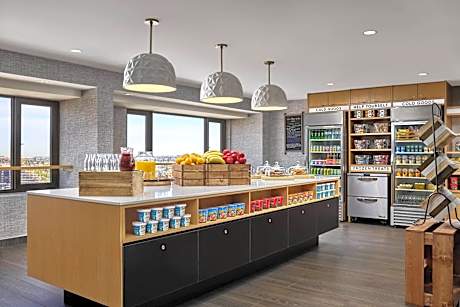 Premium Junior Corner King Suite