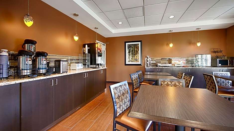 Best Western Plus College Park Hotel