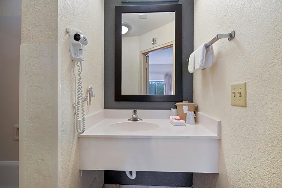 Suburban Studios Orlando - Ocoee-Winter Garden
