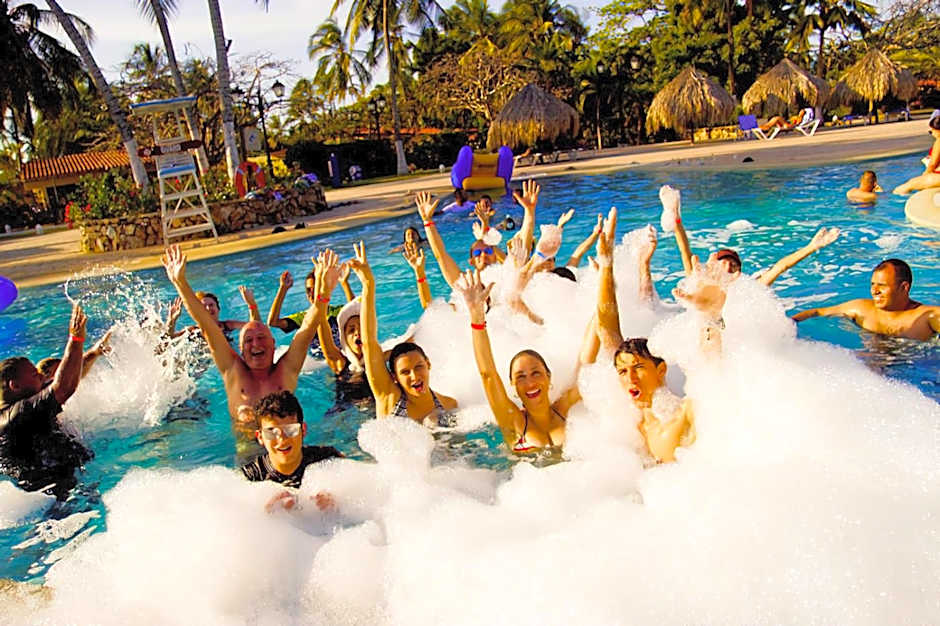 Hesperia Playa El Agua