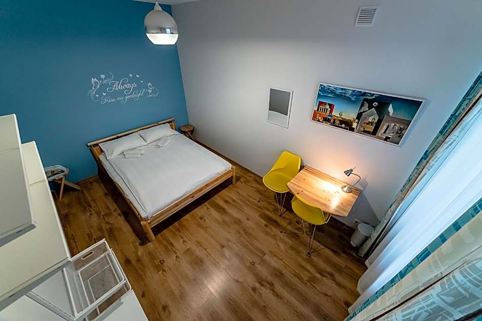 Orange Cat Rooms