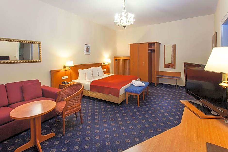 Centro National Frankfurt, Trademark Collection by Wyndham
