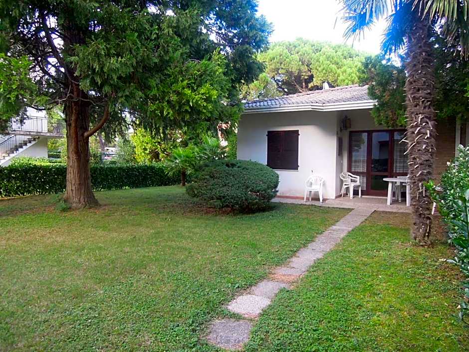 Lovely villa just 500mt from the sea