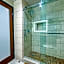 Hotel Lexen Newhall & Santa Clarita - Near Six Flags Magic Mountain