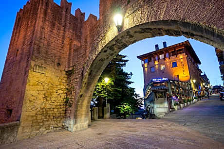 Hotel Cesare