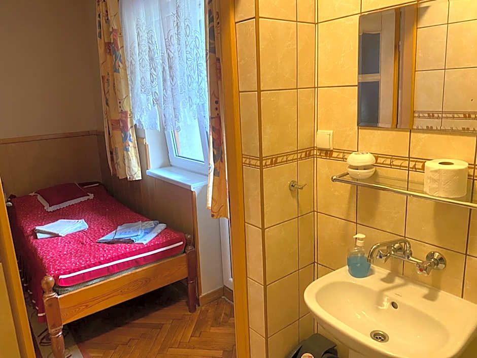 Wynajem Pokoi gościnnych Jaś i Małgosia