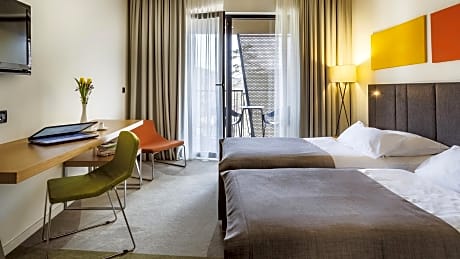 Double premium front view