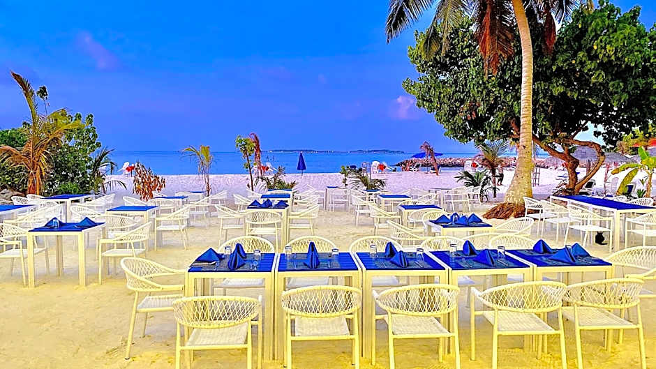 Kaani Palm Beach at Maafushi