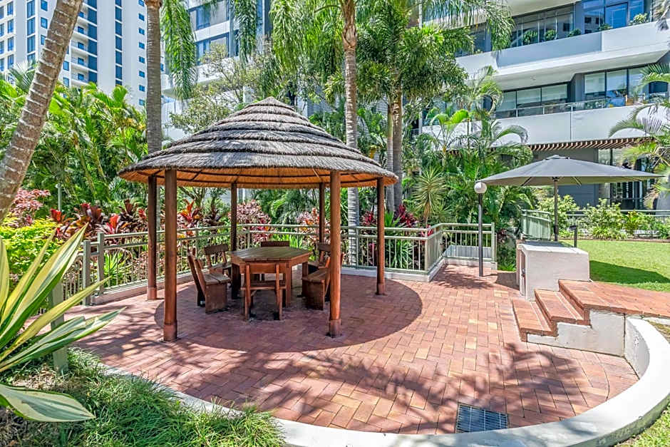The Meriton Apartments on Main Beach