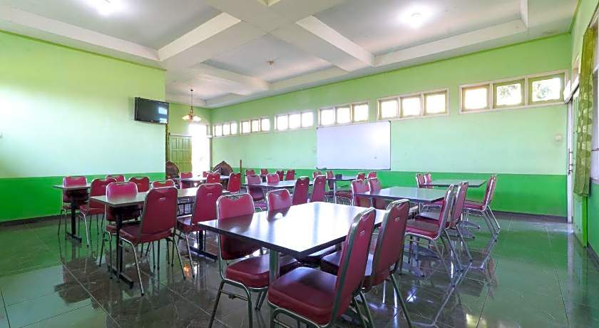 Cantik Hotel
