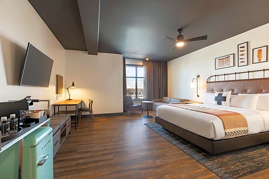 Photo 1 of 2 of Deluxe Junior 1 King Bed Suite, Mobility Accessible