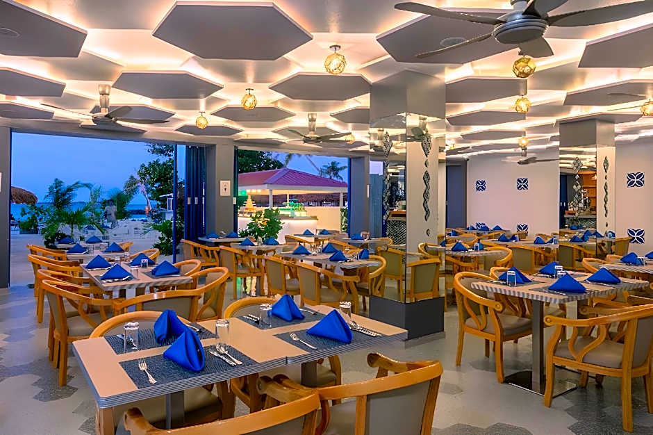 Kaani Palm Beach at Maafushi