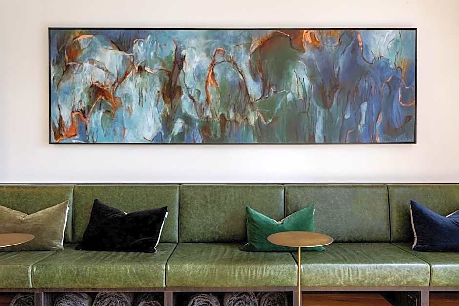 Charles Sturt Suites & Apartments