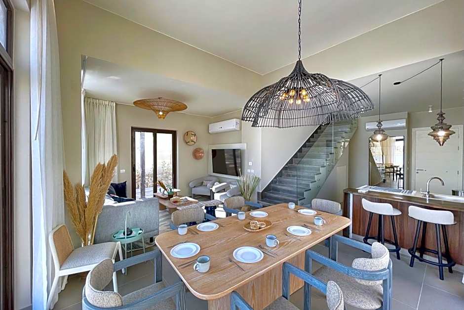 Haute & Hand-Picked 4BDR Villa Private Pool