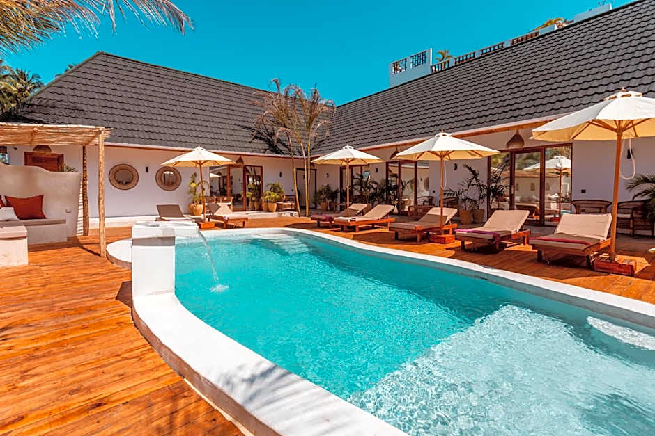 Casa Ananda Boutique Hotel