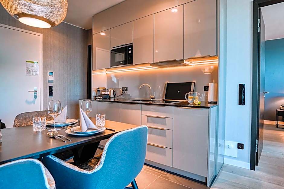 CLOUD No7 APARTMENTS