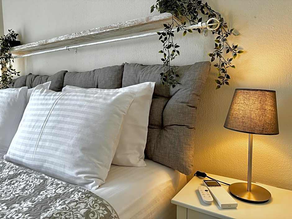 Sun Sight - Deluxe Panoramic Suites