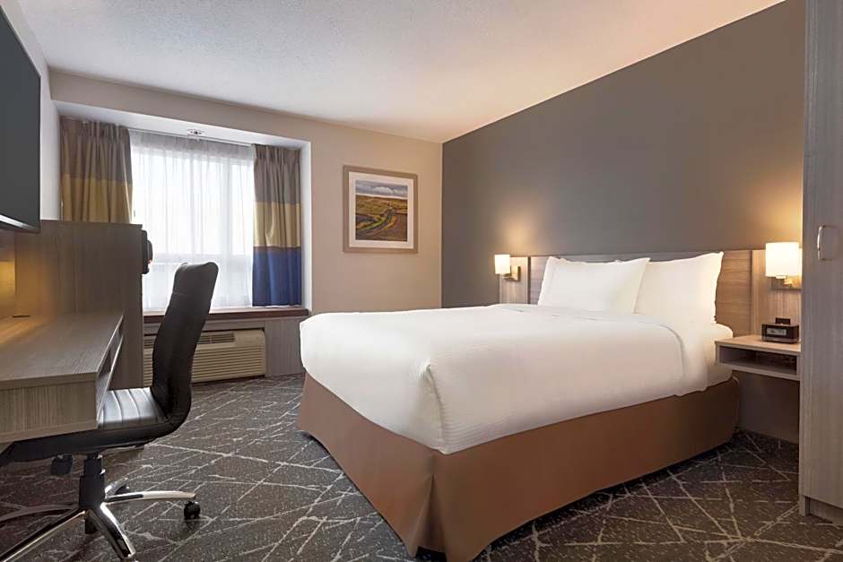 Microtel Inn & Suites By Wyndham Lloydminster