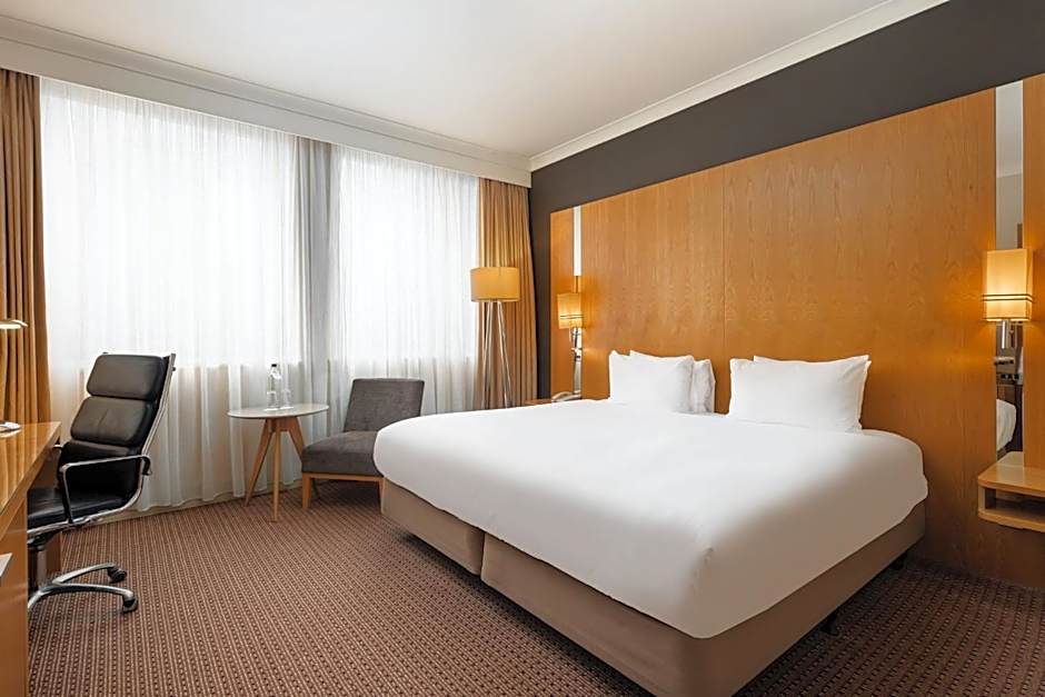Crowne Plaza London Ealing By IHG