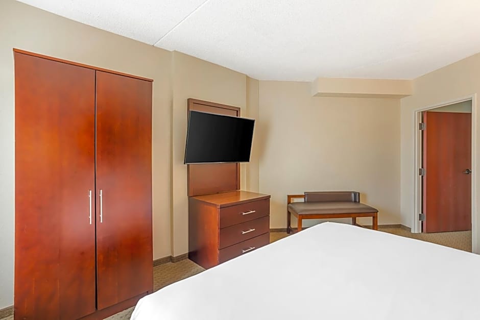 Comfort Suites State College near Penn State