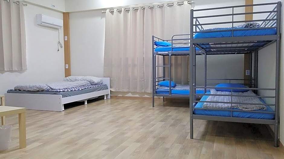 Sokcho And Guest House