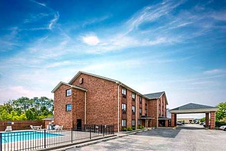 Super 8 by Wyndham Georgetown