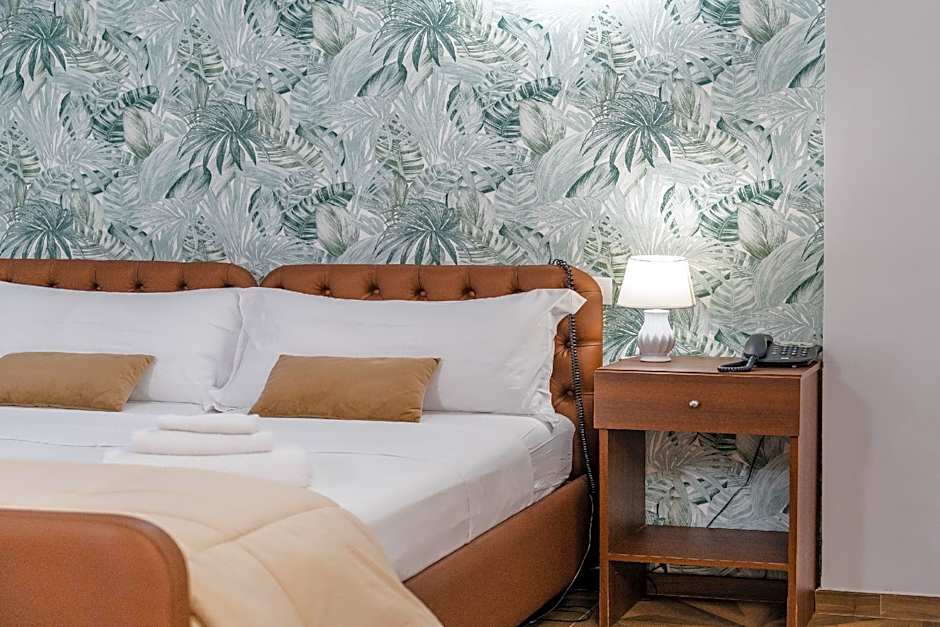 Kairos Hotel
