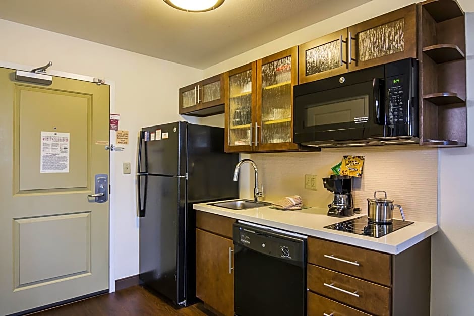 Candlewood Suites - Pensacola - University Area, an IHG Hotel
