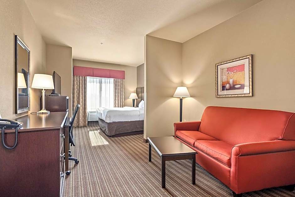 Portland Inn & Suites