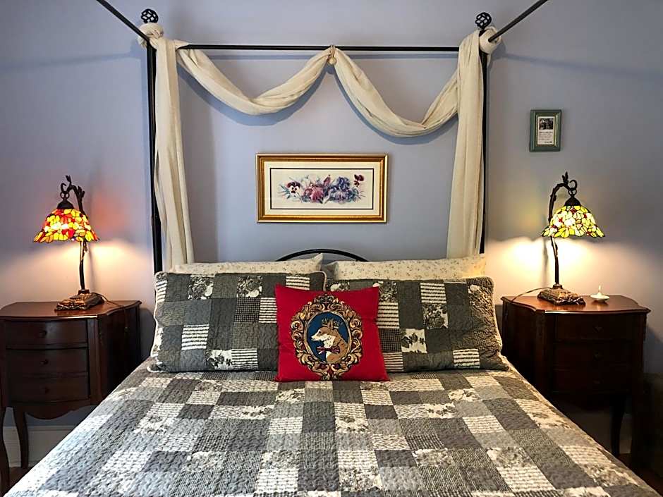 Blue Gables Bed and Breakfast