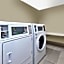 Holiday Inn Express Detroit-Warren/General Motors Technology Center By IHG