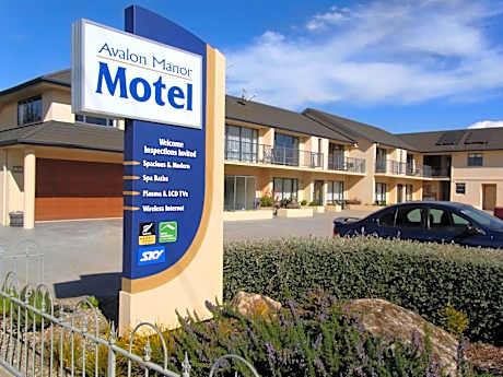 Avalon Manor Motel