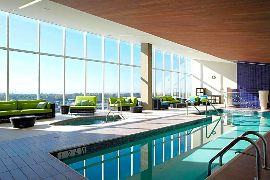 Montreal Airport Marriott In-Terminal Hotel