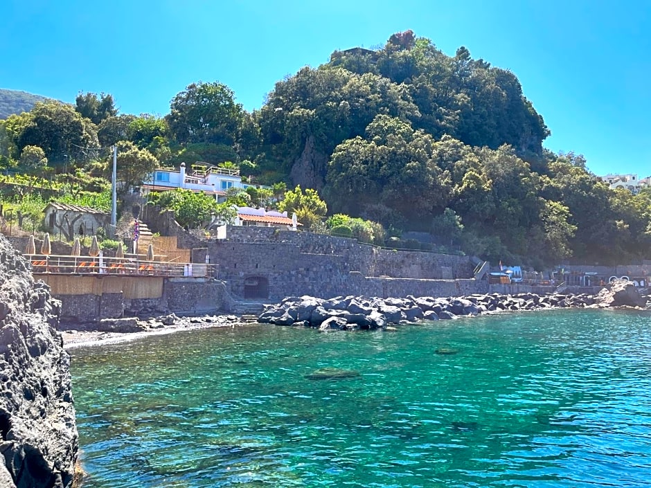 Nelinda Waterfront Accommodation