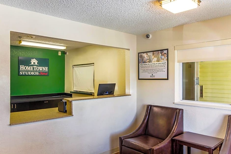 Hometowne Studios Houston - West Oaks/ Energy Corridor