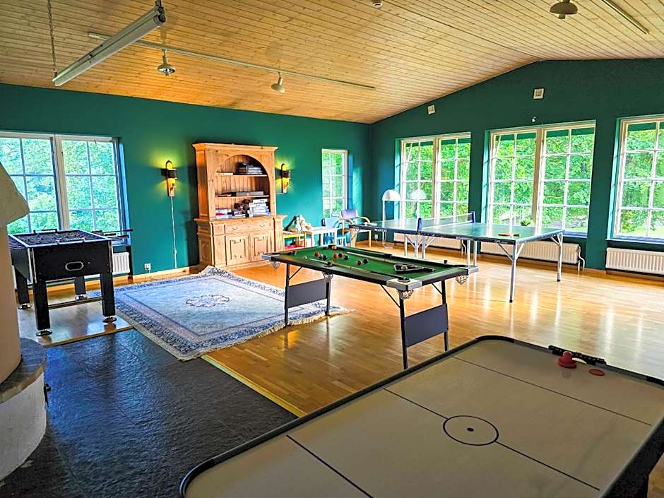 Nature Shelter Hotel