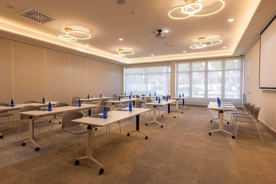 Hipotels Barrosa Palace & Spa