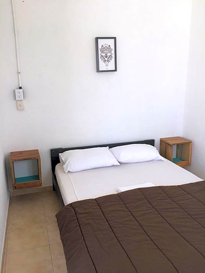 El Petate Hostel