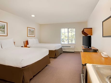 Standard Double Room with Two Double Beds - Smoking