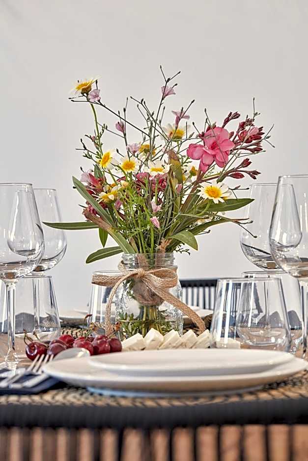 Callia Retreat Suites - Adults Only