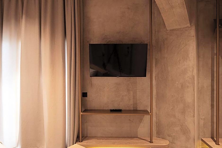 Medusa Luxury Suites