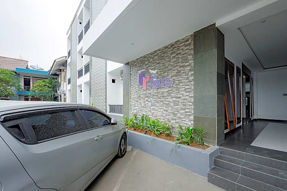 Urbanview Hotel Syariah The Ragunan Residence Cilandak