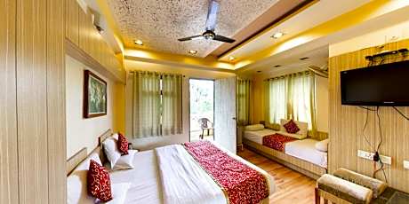 Queen Room with Balcony