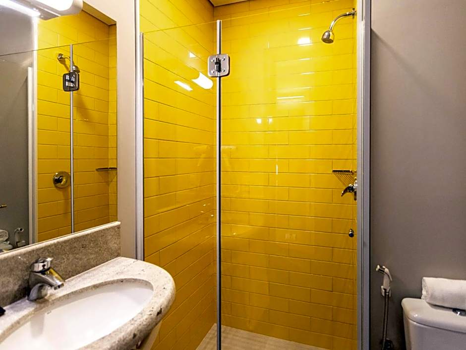 Ibis Palmas Avenida JK