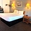Lark Motel Willits