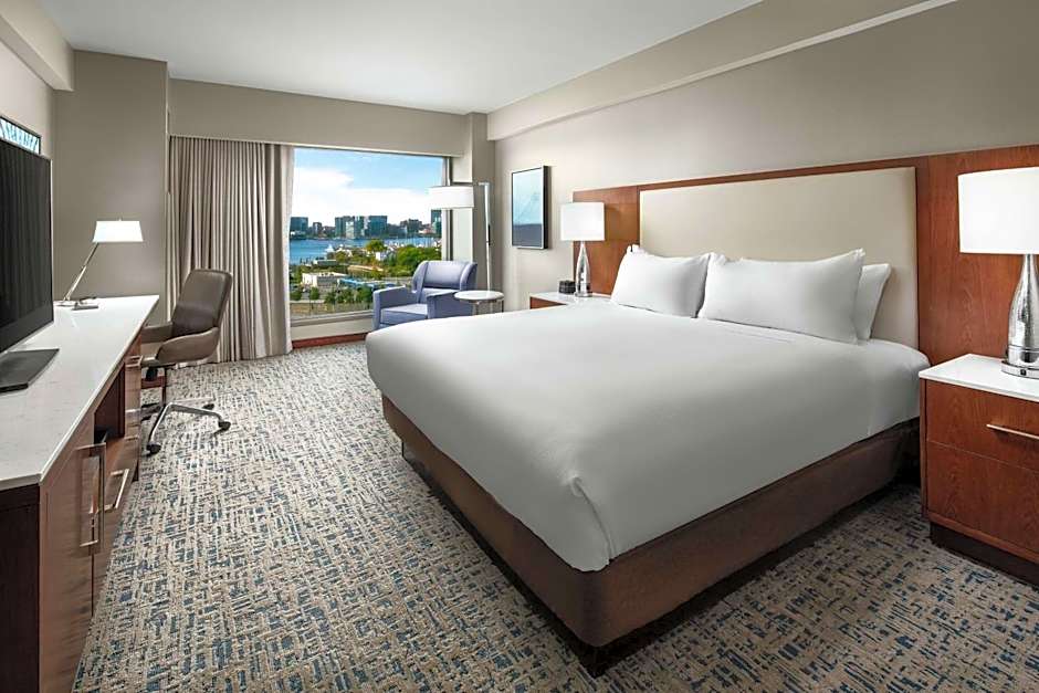 Photo 1 of 6 of Business 1 King Bed, City View