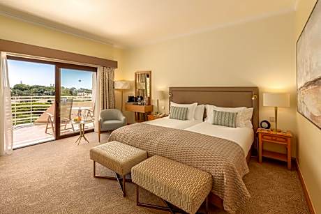 Family Room with Garden View (2 Adults + 3 Children)